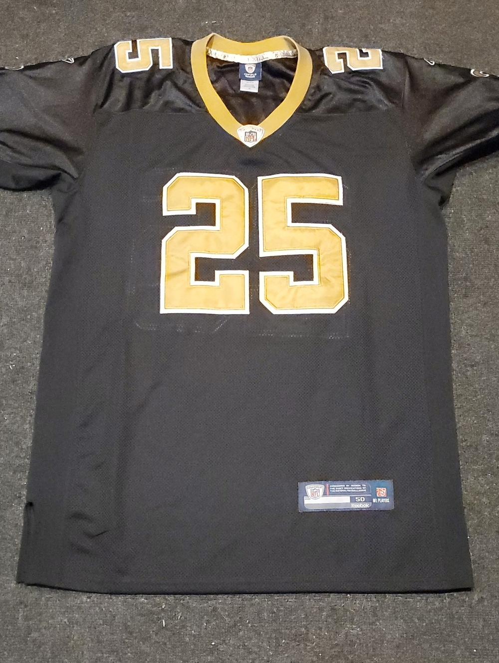 NFL Reebok Authentic New Orleans Saints Reggie Bush Jersey... 🏈
